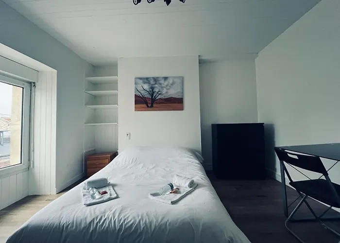 Le Sacré, Au Pied De La Cathédrale Appartement Reims